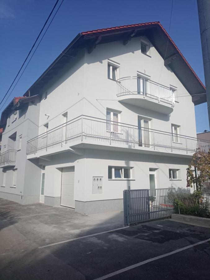 זאגרב Nibela Apartments מראה חיצוני תמונה